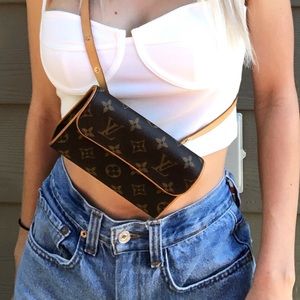 SOLD** AUTHENTIC LOUIS VUITTON FLORENTINE POCHETTE